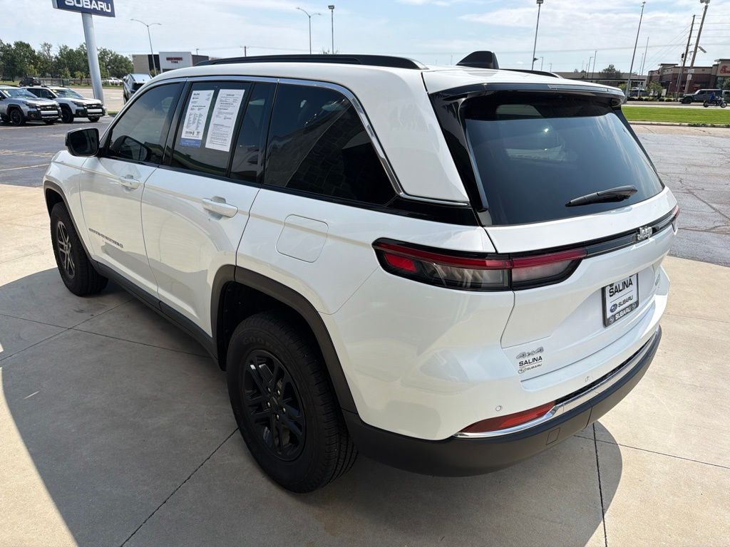 2025 Jeep Grand Cherokee Laredo