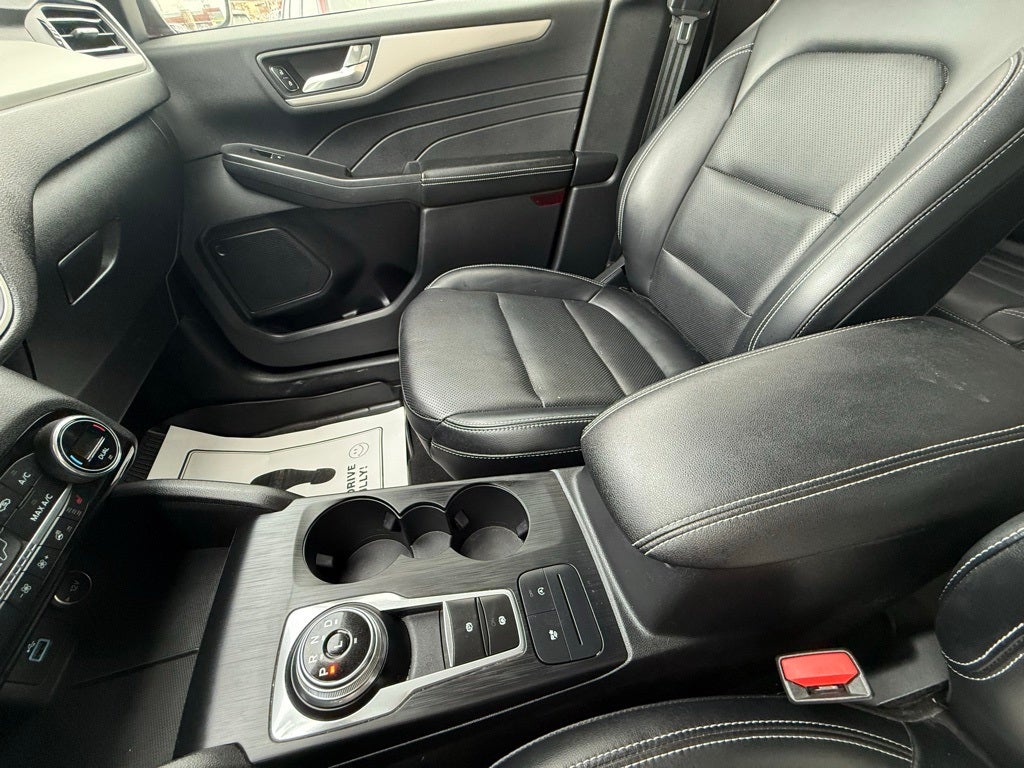 2021 Ford Escape SEL