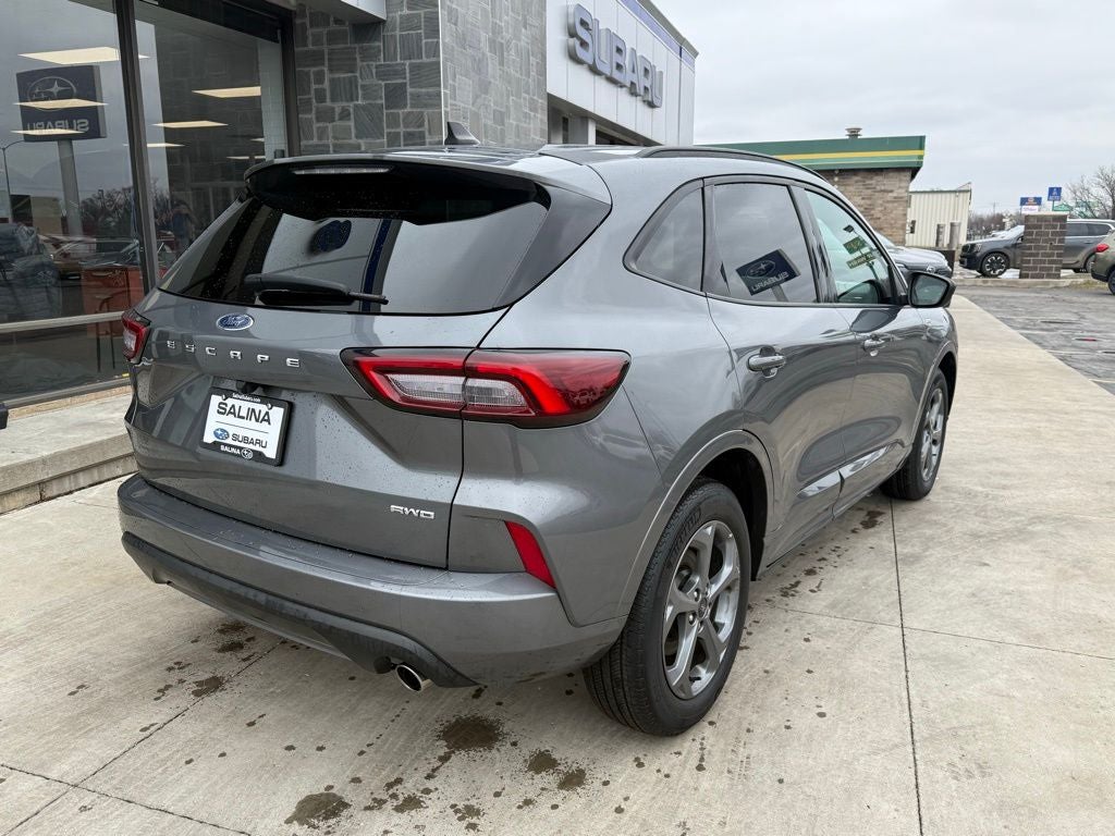 2024 Ford Escape ST-Line