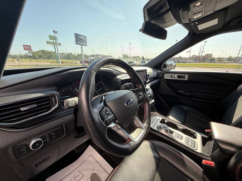 2022 Ford Explorer ST-Line