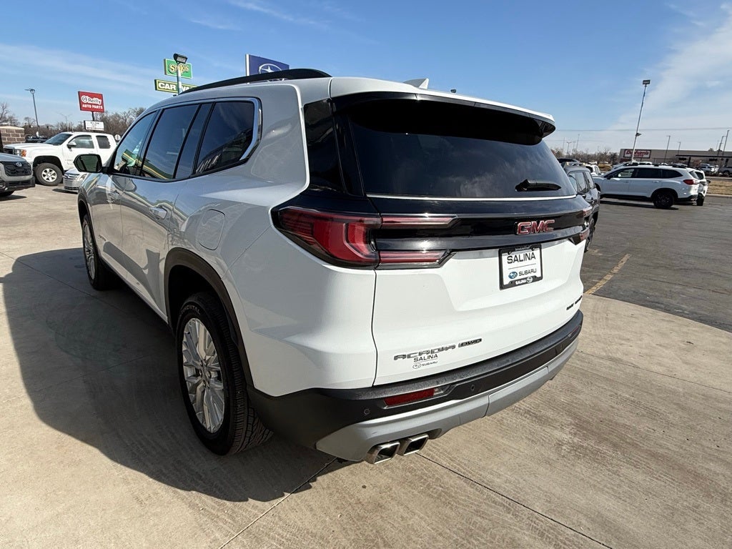 2024 GMC Acadia Elevation