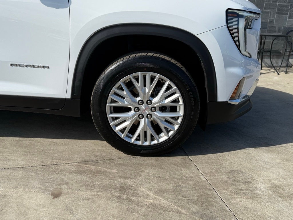 2024 GMC Acadia Elevation