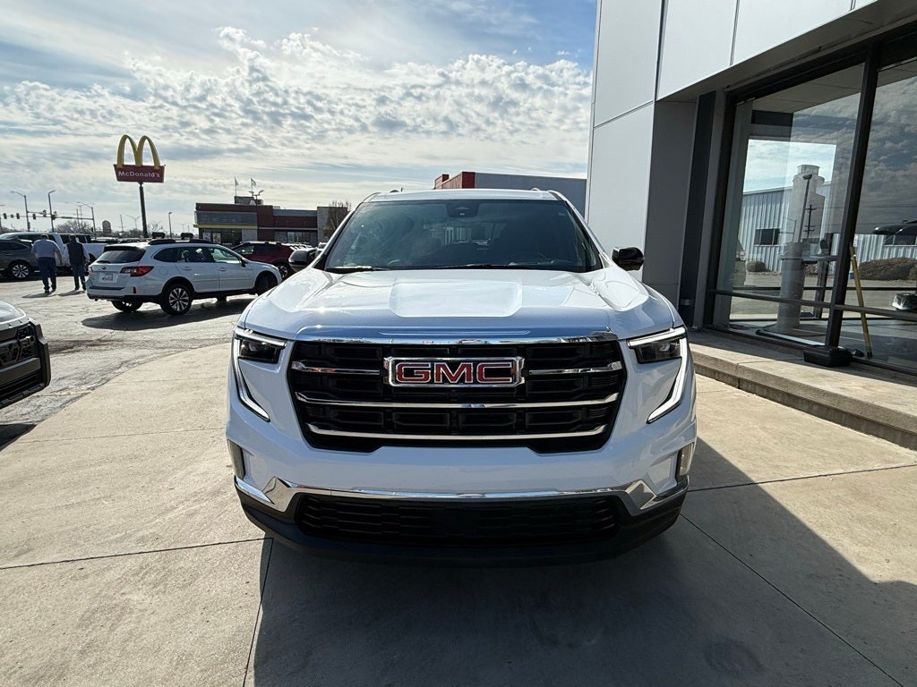 2024 GMC Acadia Elevation