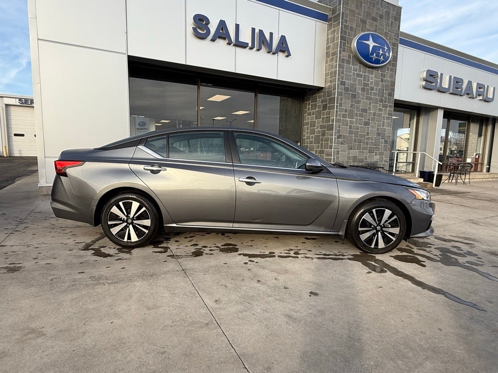 2021 Nissan Altima 2.5 SV