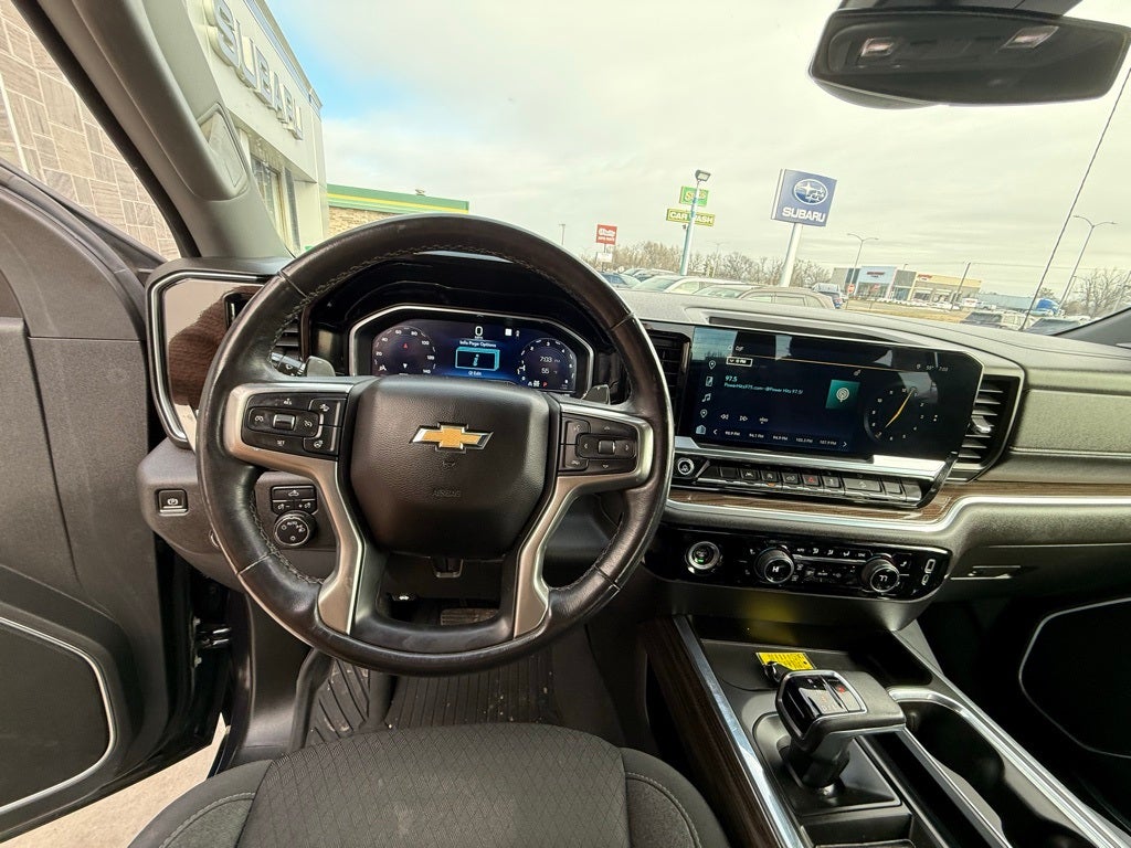 2022 Chevrolet Silverado 1500 LT LT1