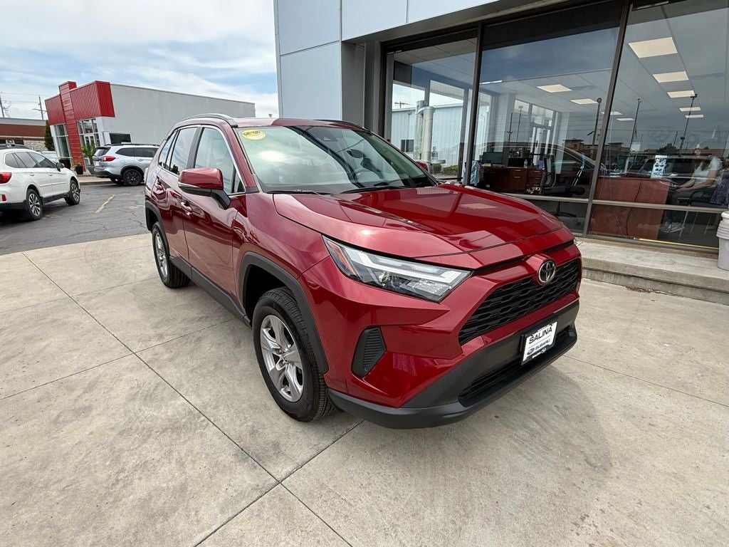 2025 Toyota RAV4 XLE