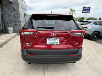 2025 Toyota RAV4 XLE