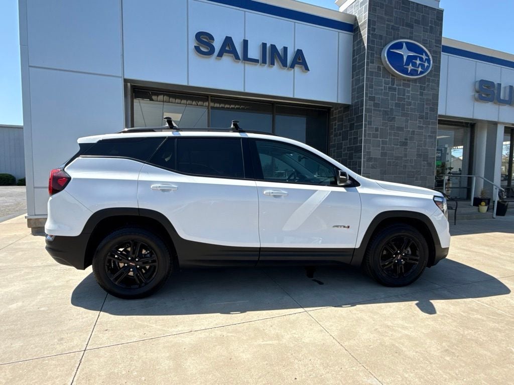 2022 GMC Terrain AT4