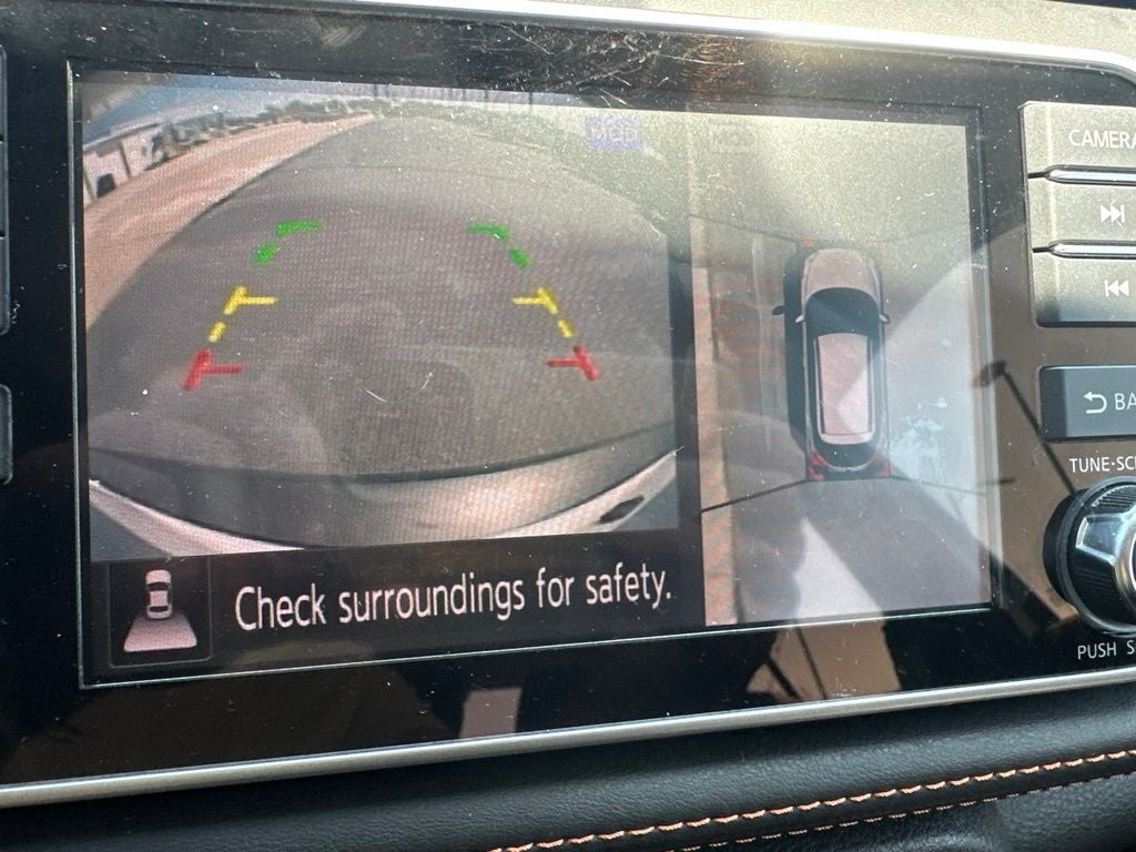 2019 Nissan Kicks SR