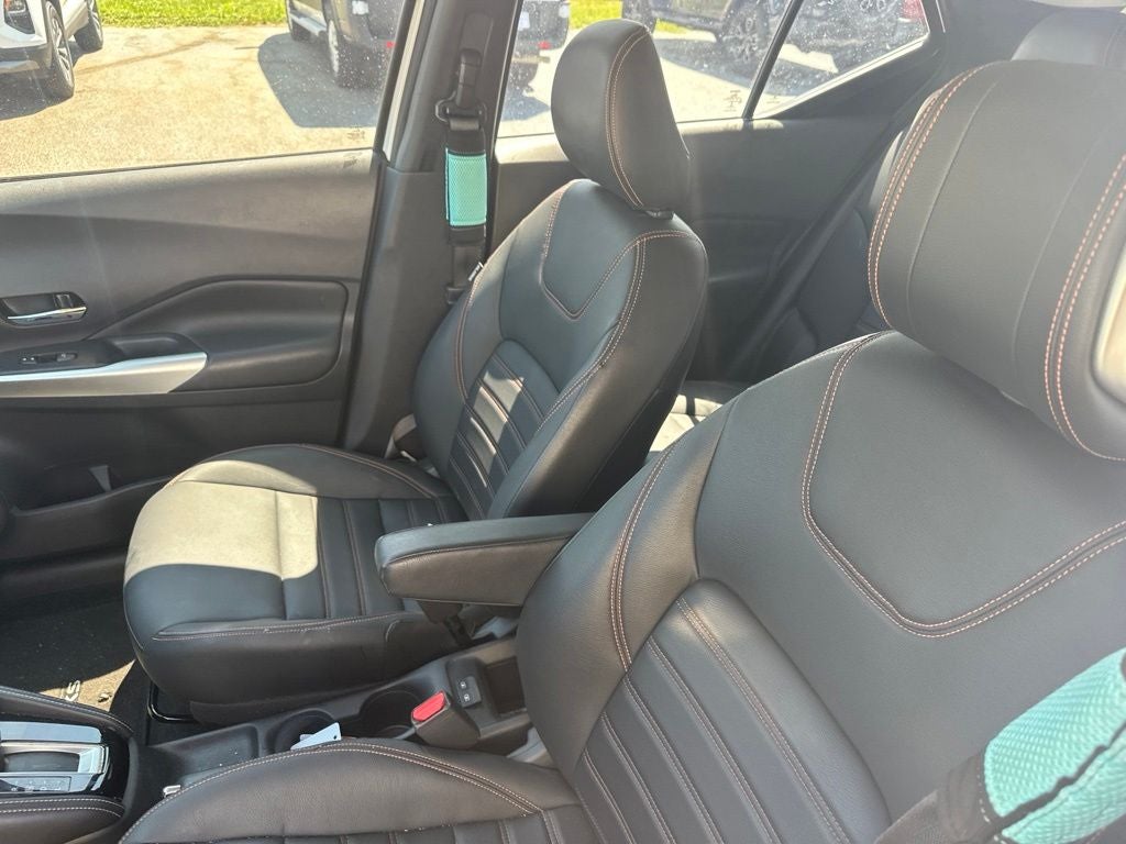 2019 Nissan Kicks SR