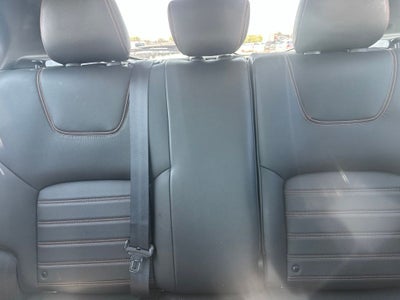 2019 Nissan Kicks SR