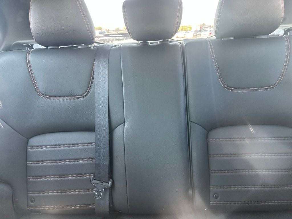 2019 Nissan Kicks SR