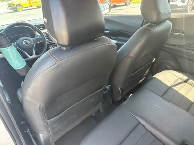 2019 Nissan Kicks SR