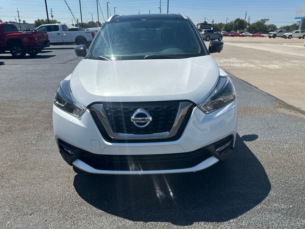 2019 Nissan Kicks SR