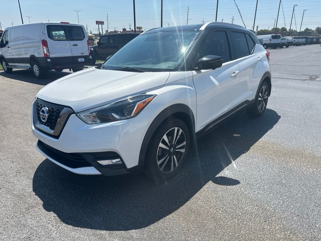 2019 Nissan Kicks SR