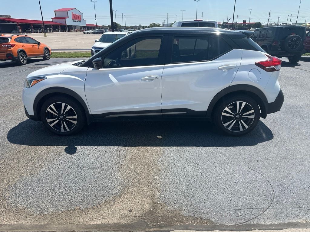 2019 Nissan Kicks SR