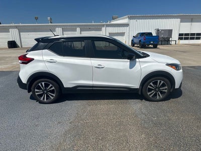 2019 Nissan Kicks SR