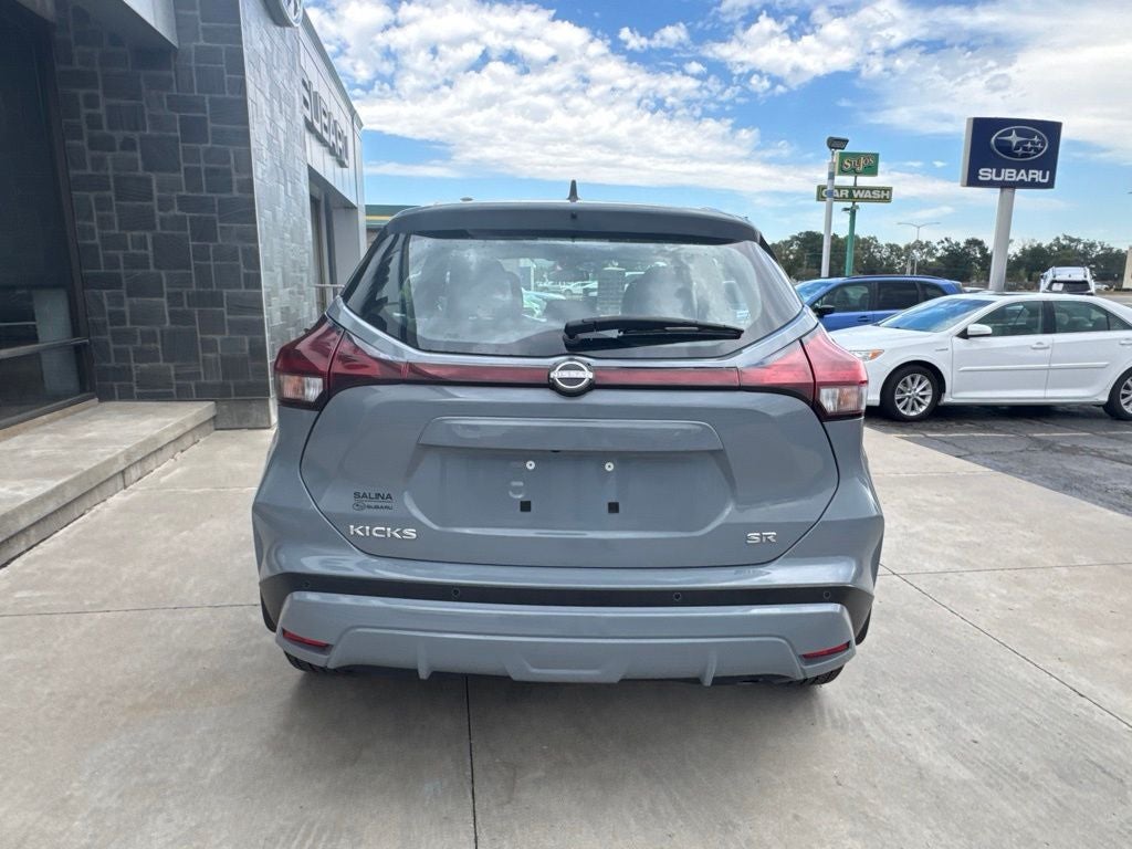 2023 Nissan Kicks SR