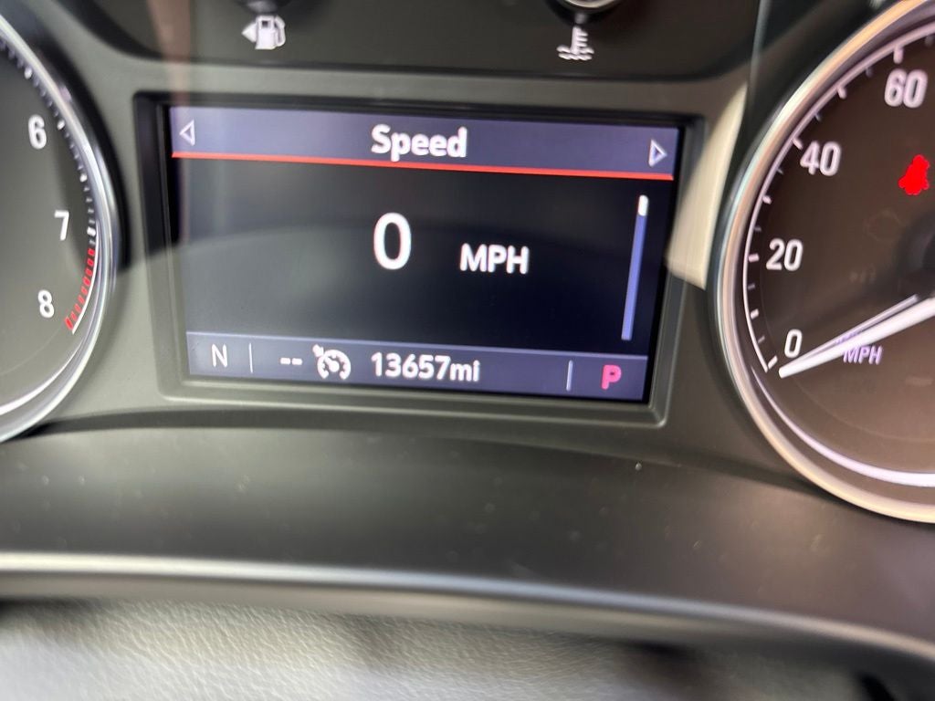 2023 Buick Enclave Essence