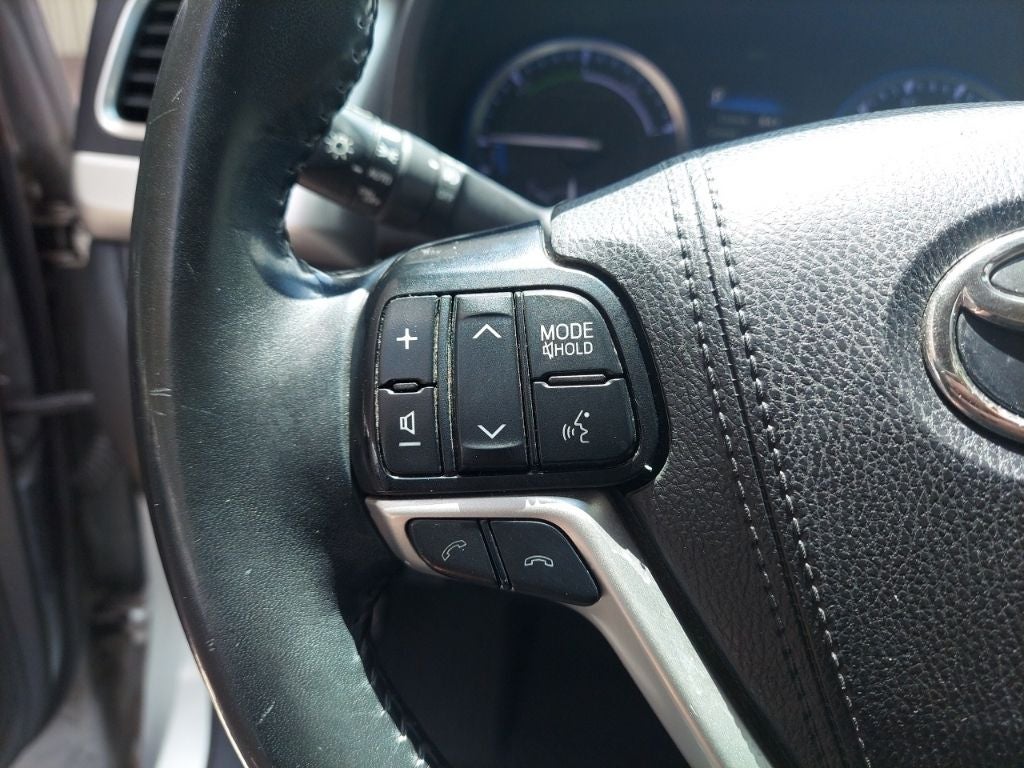 2019 Toyota Highlander Hybrid XLE