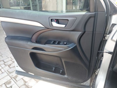 2019 Toyota Highlander Hybrid XLE