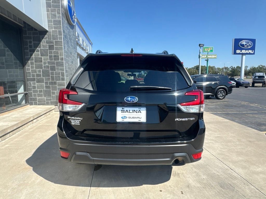 2024 Subaru Forester Premium