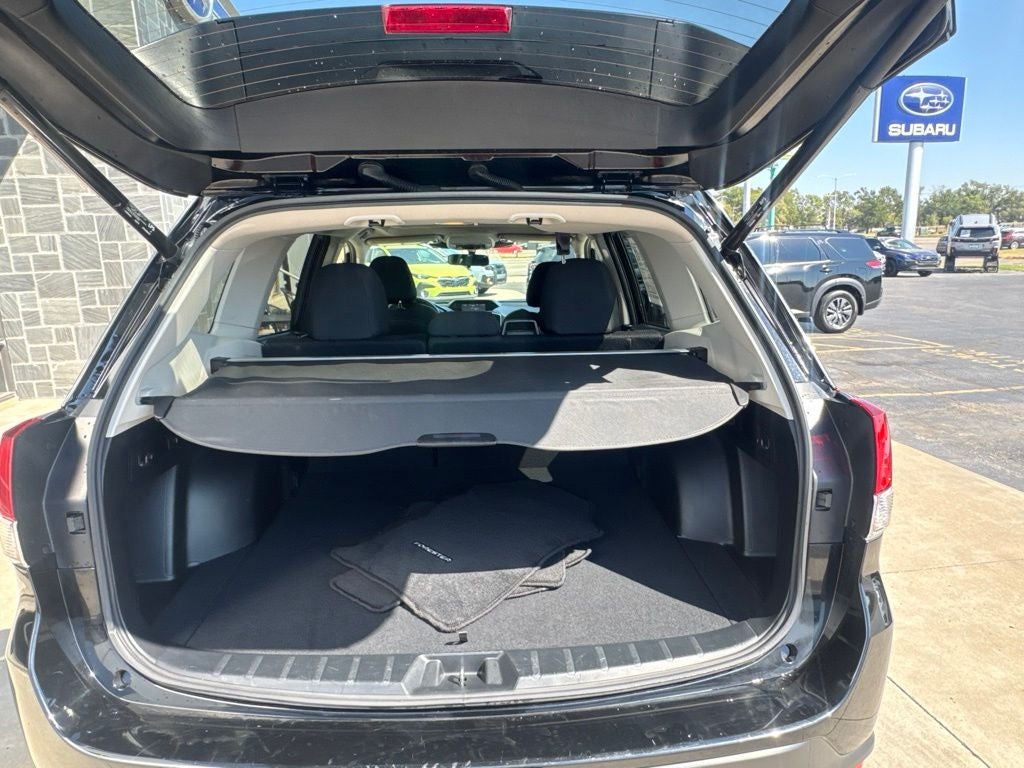 2024 Subaru Forester Premium
