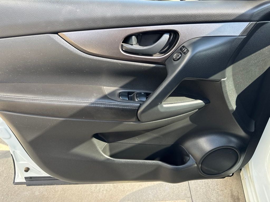 2022 Nissan Rogue Sport S
