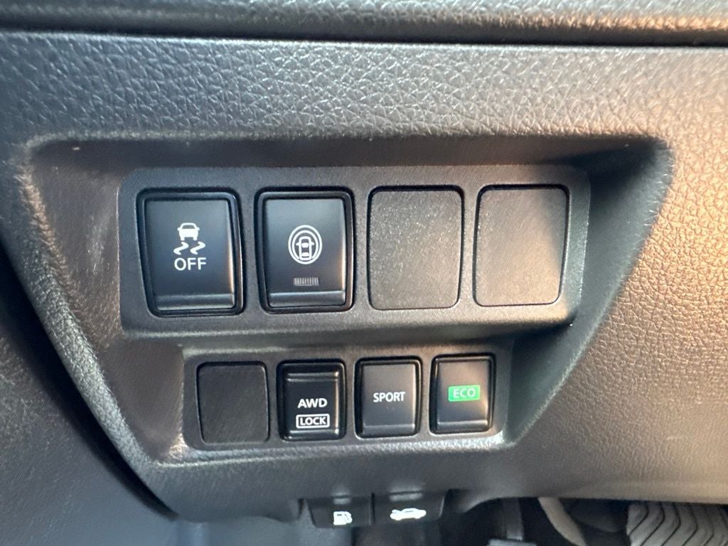 2022 Nissan Rogue Sport S