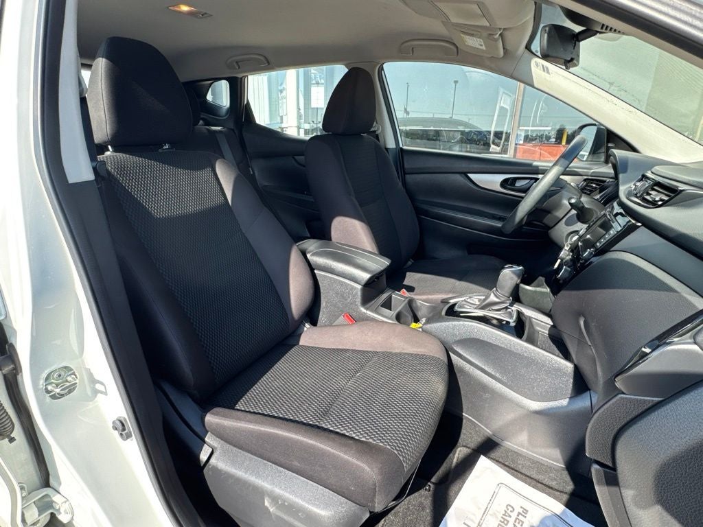 2022 Nissan Rogue Sport S
