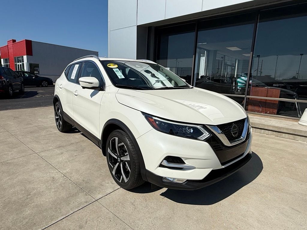 2022 Nissan Rogue Sport SL