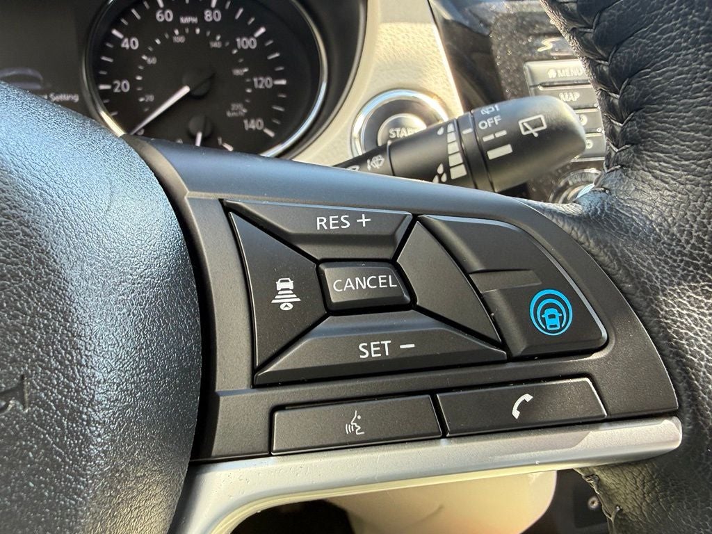 2022 Nissan Rogue Sport SL