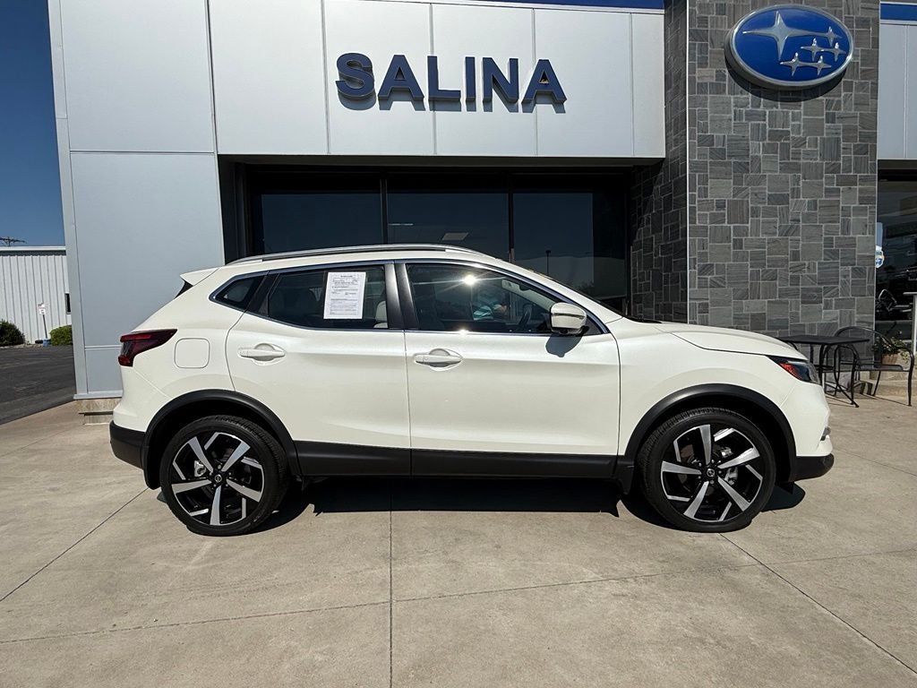 2022 Nissan Rogue Sport SL