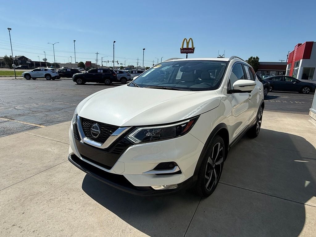 2022 Nissan Rogue Sport SL
