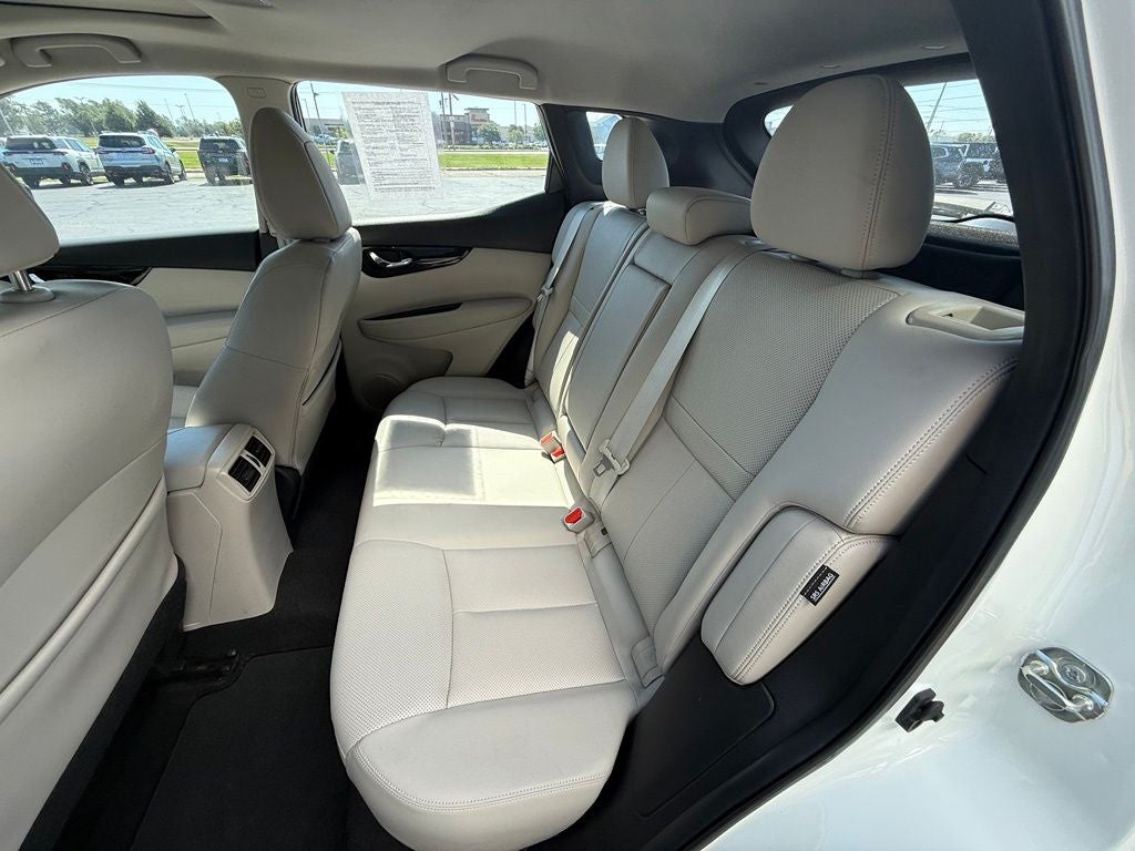 2022 Nissan Rogue Sport SL