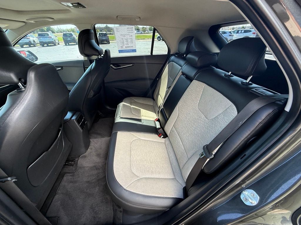 2023 Kia Niro SX Touring