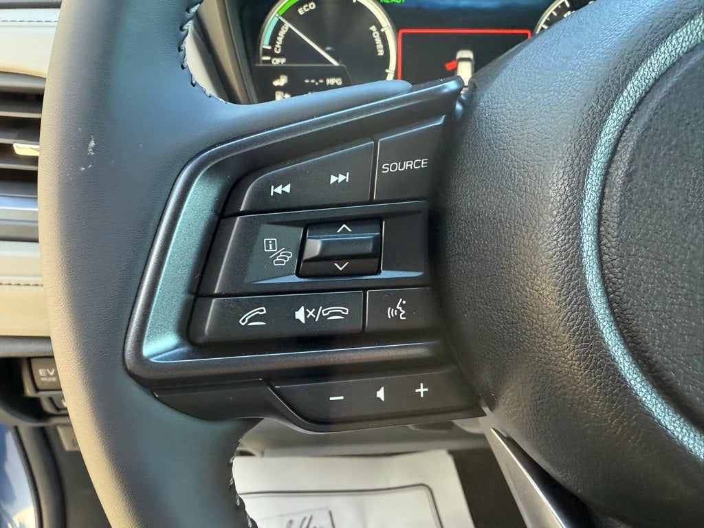 2025 Subaru FORESTER Limited Hybrid