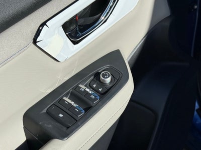 2025 Subaru FORESTER Limited Hybrid