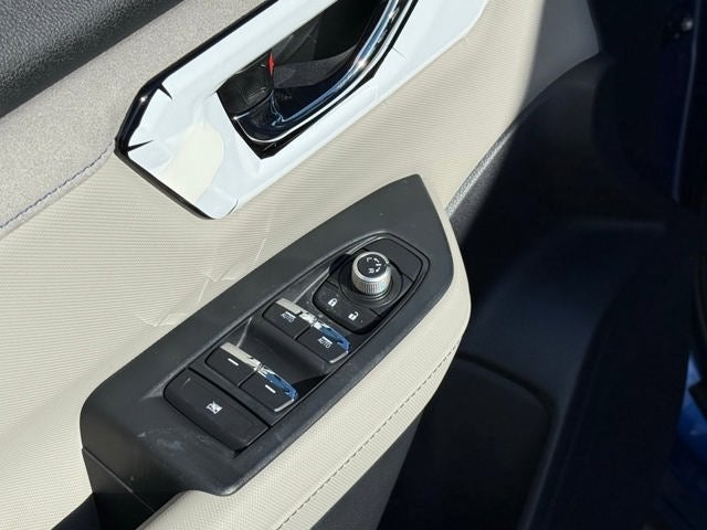 2025 Subaru FORESTER Limited Hybrid